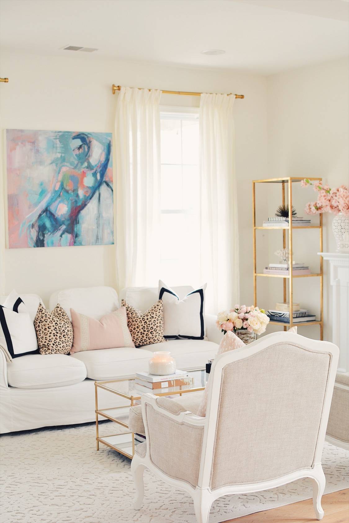 Living Room Arrangement Ideas: Elegant Formal Living Room - The Pink Dream