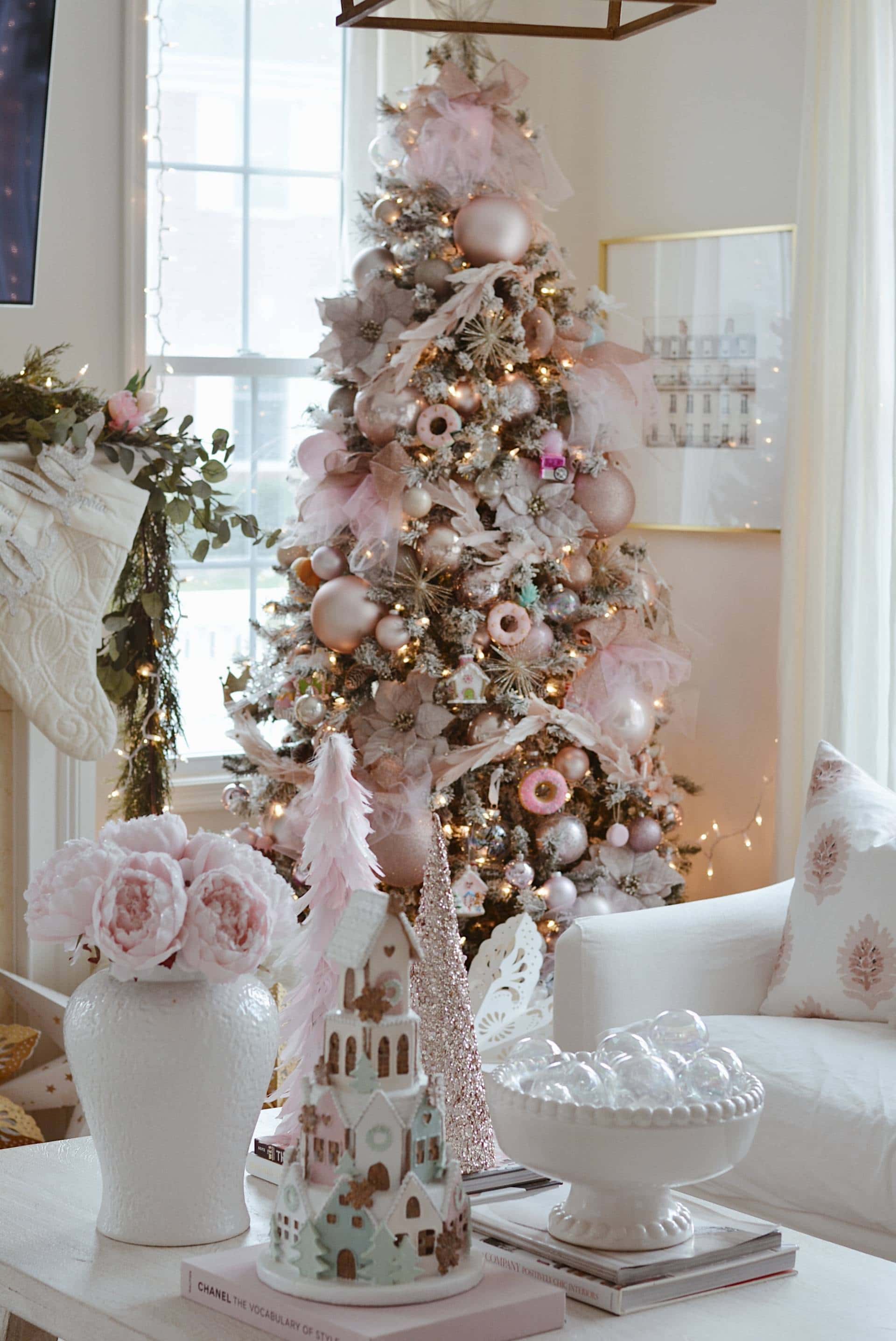 How To Decorate A Gorgeous Pink Christmas Tree - The Pink Dream